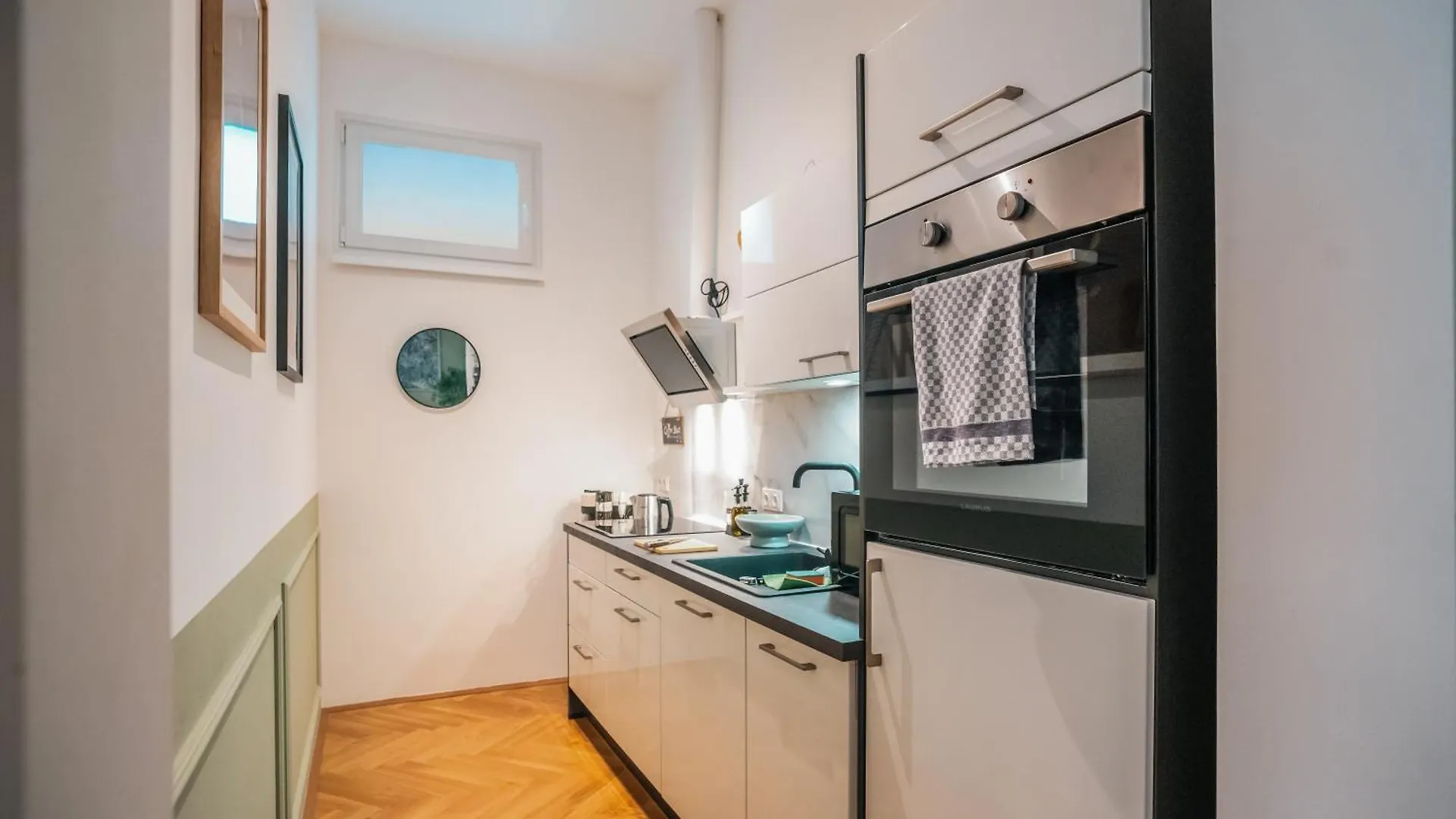 Erstklassiges Apartment In Schloss Naehe Vienna Austria